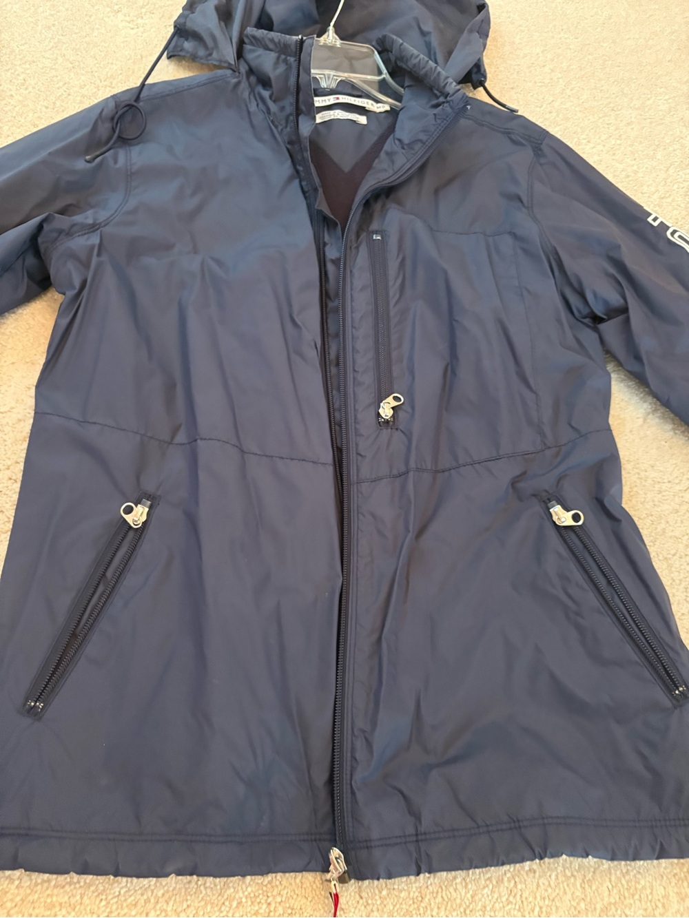 Tommy Hilfiger Navy Hooded Women's Raincoat with Sleeve Logo - Picture 5 of 5